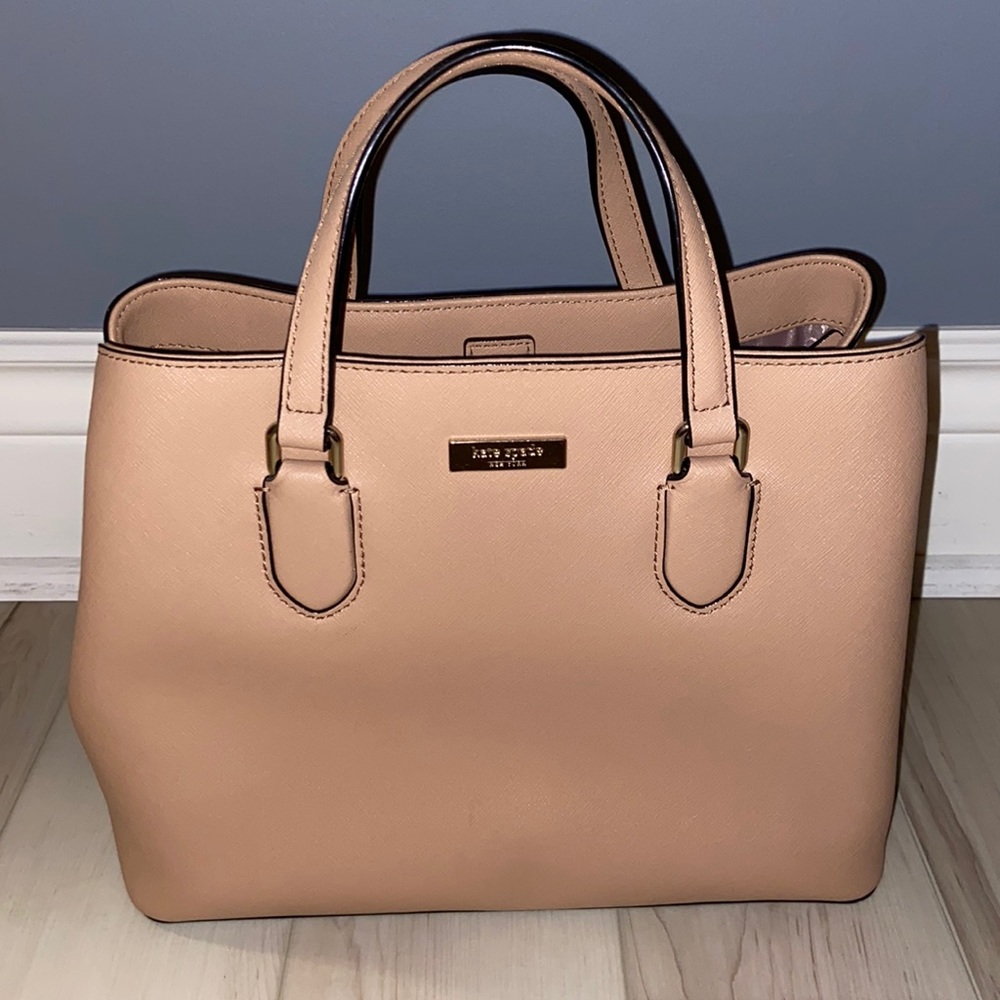 Used But Like New Kate Spade Purse!